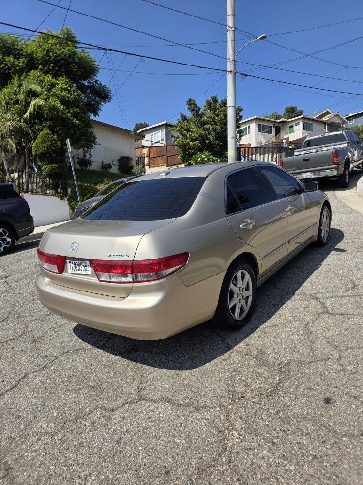 2004 Honda Accord