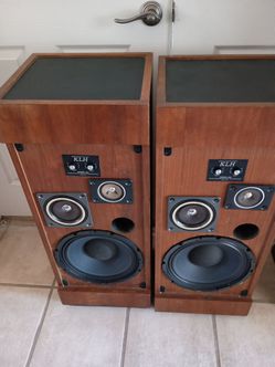 KLH 355 "Red Baron" speakers