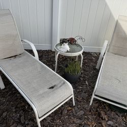 Free Metal Chairs And Table