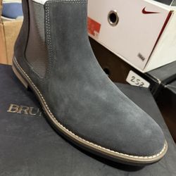 Bruno Marc Men's Urban-06 suede leather Chelsea ankle boots in grey Size 9.5 (new) (Read ad before messaging)  