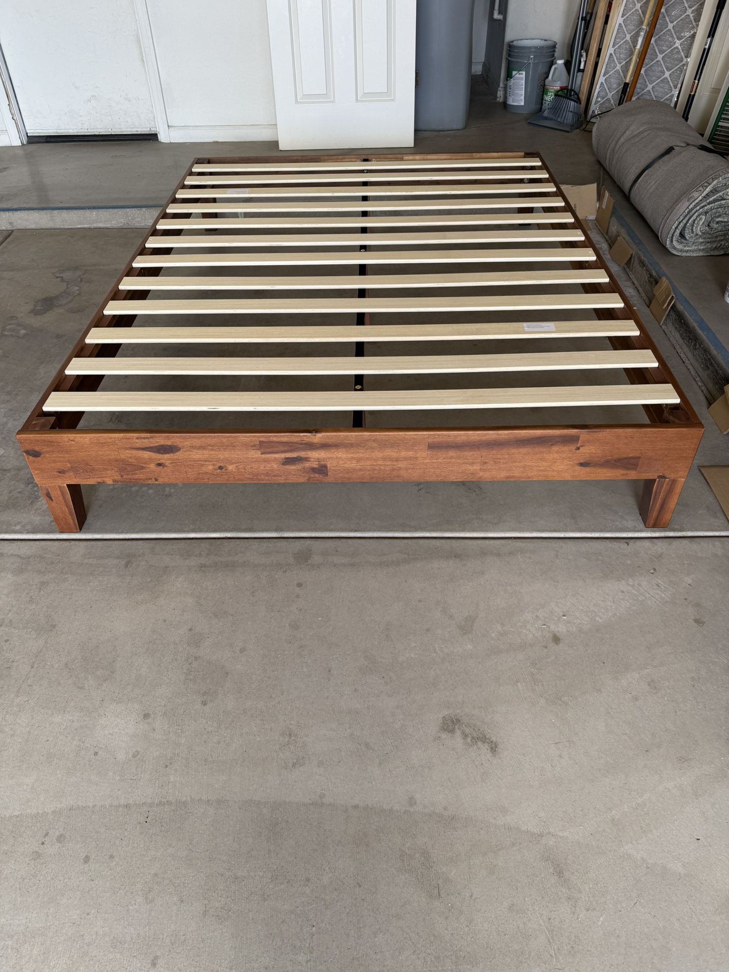 Queen Size Wood Bedframe