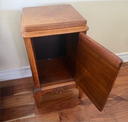 Antique Wood Bedside Cabinet / Nightstand – Veneer & Decorative