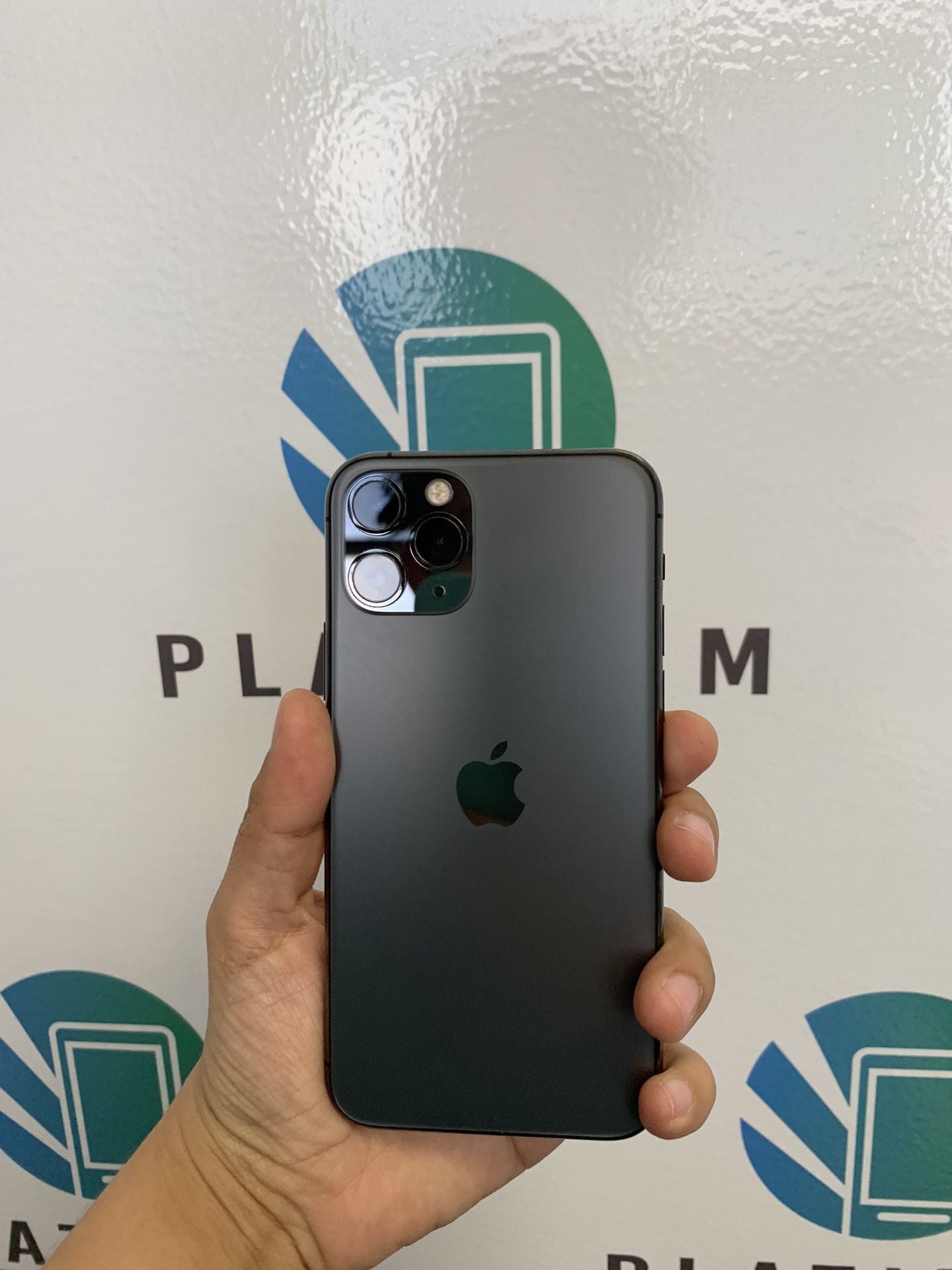 ☑️📱 iPhone 11 Pro 64 GB BH95% 🔋 Case And Headphones For Free ‼️🚨