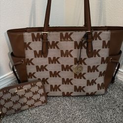 MK Purse 
