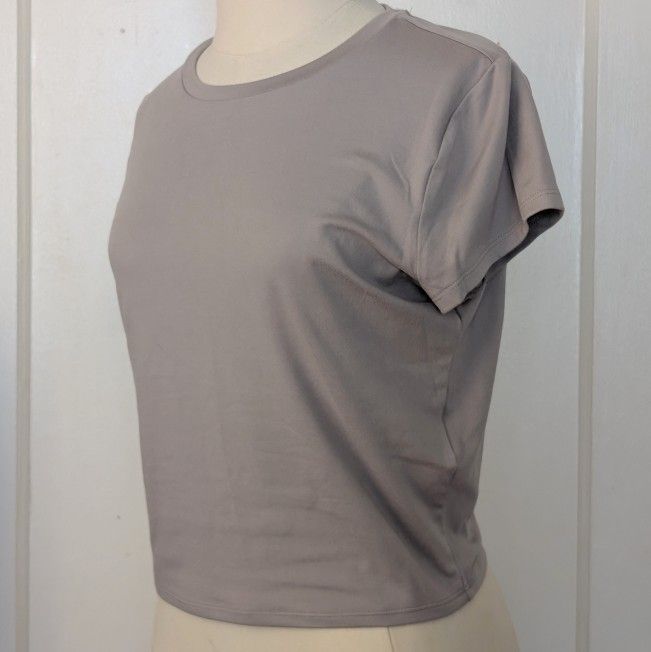 Hollister Top Size Large Short Sleeve Blouse