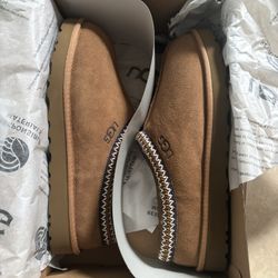 UGG Tasman Slippers 