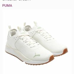 New Pumas Women's Running Shoes 