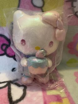 Hello Kitty Birthday Plush