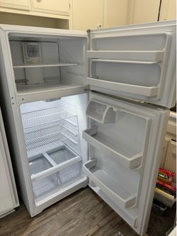GE 16.6 Cu. Ft. Top-Freezer Refrigerator – White - Apartment sized
