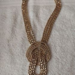 Beautiful Gold Tone Necklace 
