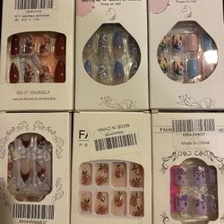 Fake Fingernails