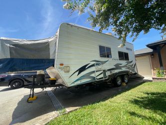 2006 weekend, warrior toy hauler trailer