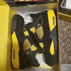 Jordan 4