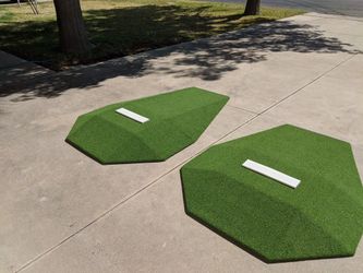 Portable, Baseball pitching mounds ,professional-grade turf,, I Have 5 Different Sizes Available, 