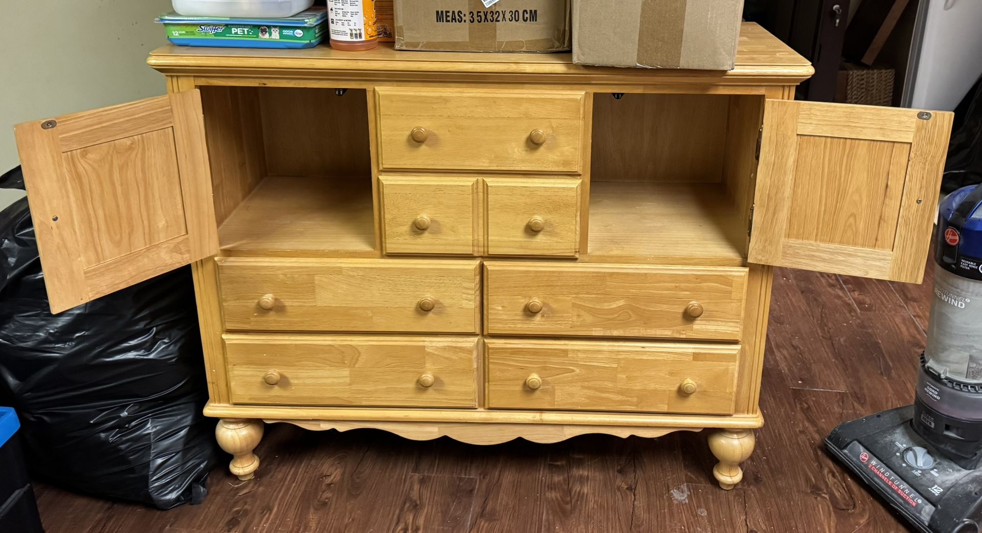 MOVING SALE FURNITURE MUST GO
