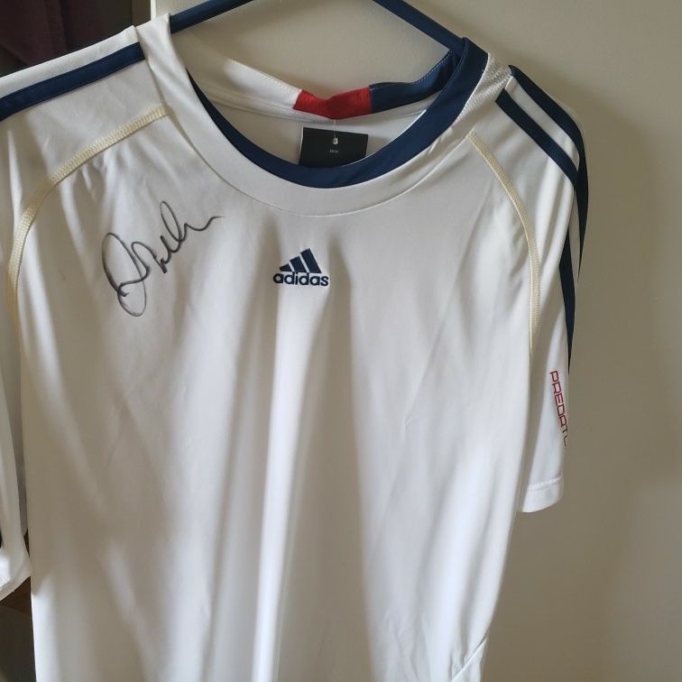 David Beckham Signed Jersey (Authentication Provided)