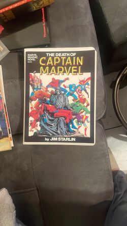 Death Of Captain Marvel  1st Print