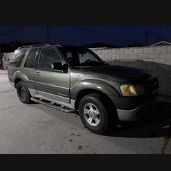 2001 Ford Explorer Sport