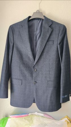 BRAND NEW 40 REGULAR COAT.