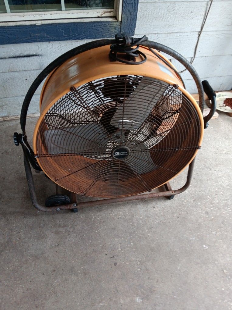 Shop Fan