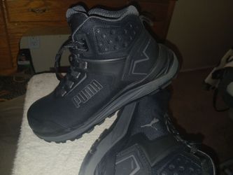 Puma safety boots