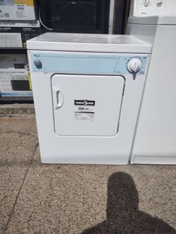 Whirlpool electric 110 volt dryer working great condition