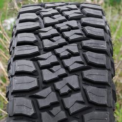 285/75/18  Open Country