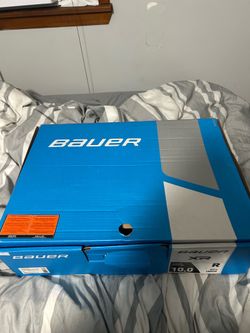 Men's Bauer Size 10 Rollerblades , New in box.