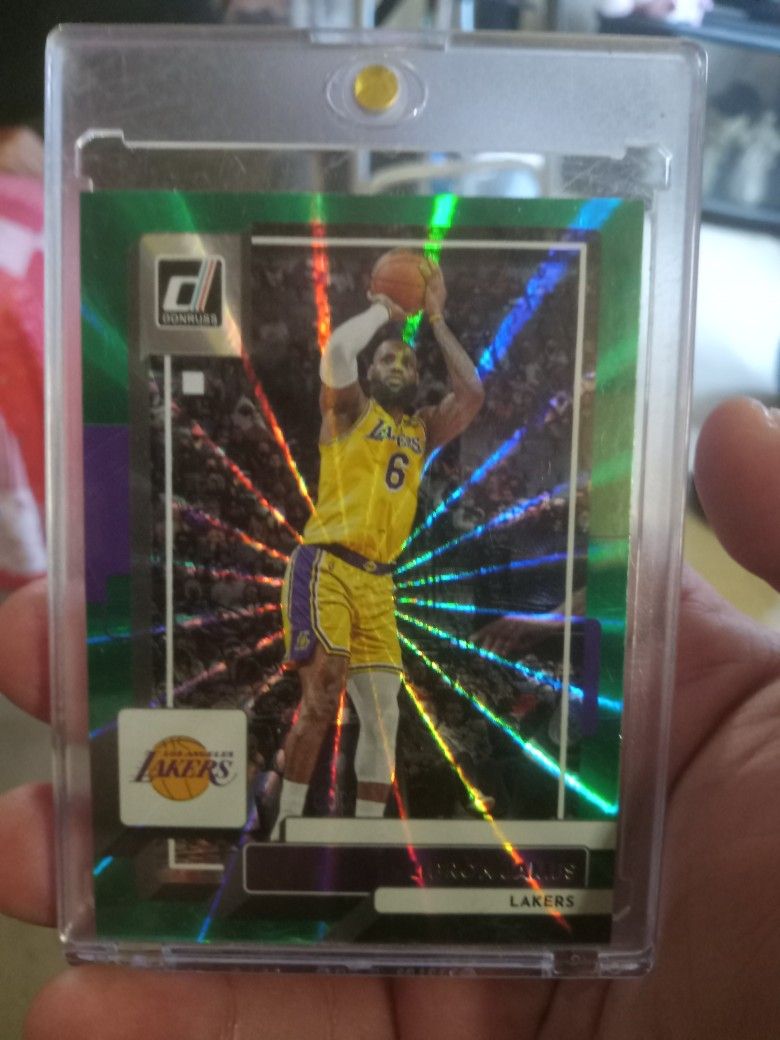 Lebron James Card