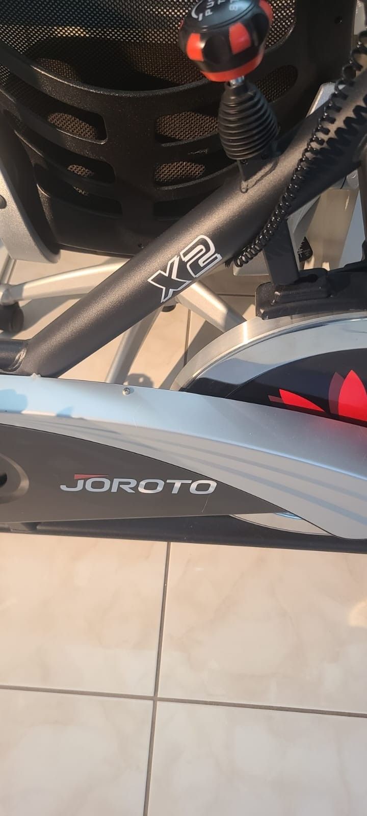 Indoor Cycling Bike with Magnetic Resistance Exercise Bikes Stationary