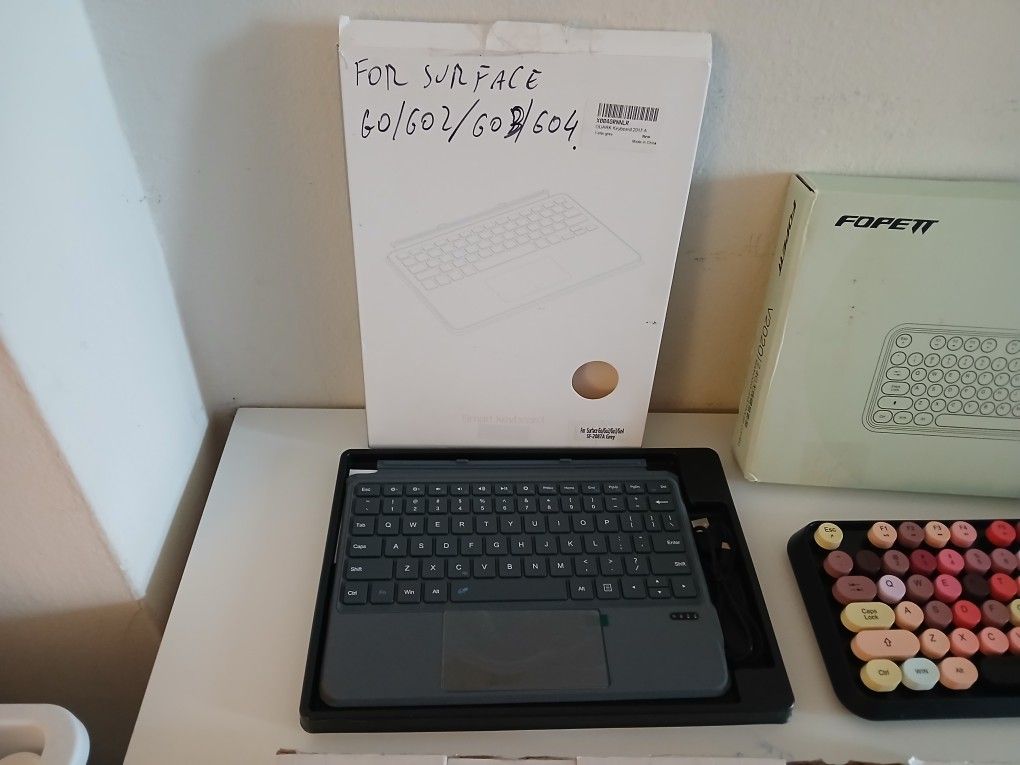 New Bluetooth Keyboard with mouse for Surface Go Go2 Go3 and Go4 But it Works with any devices!!!!
No batteries and dongle needed!!!!
Only 10 dollars