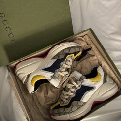 Gucci sneakers