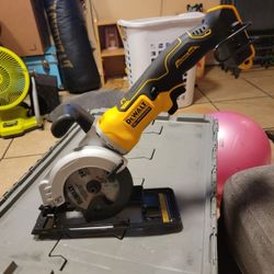 Dewalt Circularsaw