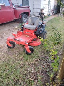 Zero turn mower
