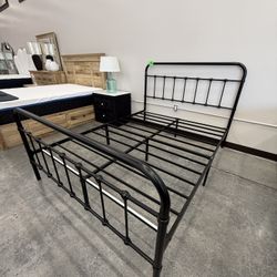 QUEEN BED FRAME 