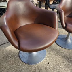 Mid-century modern tulip chairs $175 ea. ￼