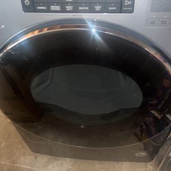 Whirlpool Front Load Dryer (Gas)