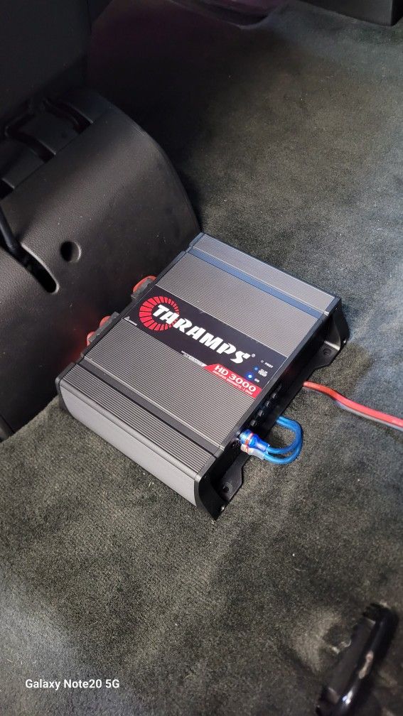 COVINA RADIO GUYS 🔊  🔊 🔊 Car Audio ✅️ Alarms ✅️ Window Tint ✅️ LED Lights ✅️ Troubleshooting ✅️ And Much More.  Sales And Installations 
Car Audio 