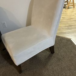 Accent chair