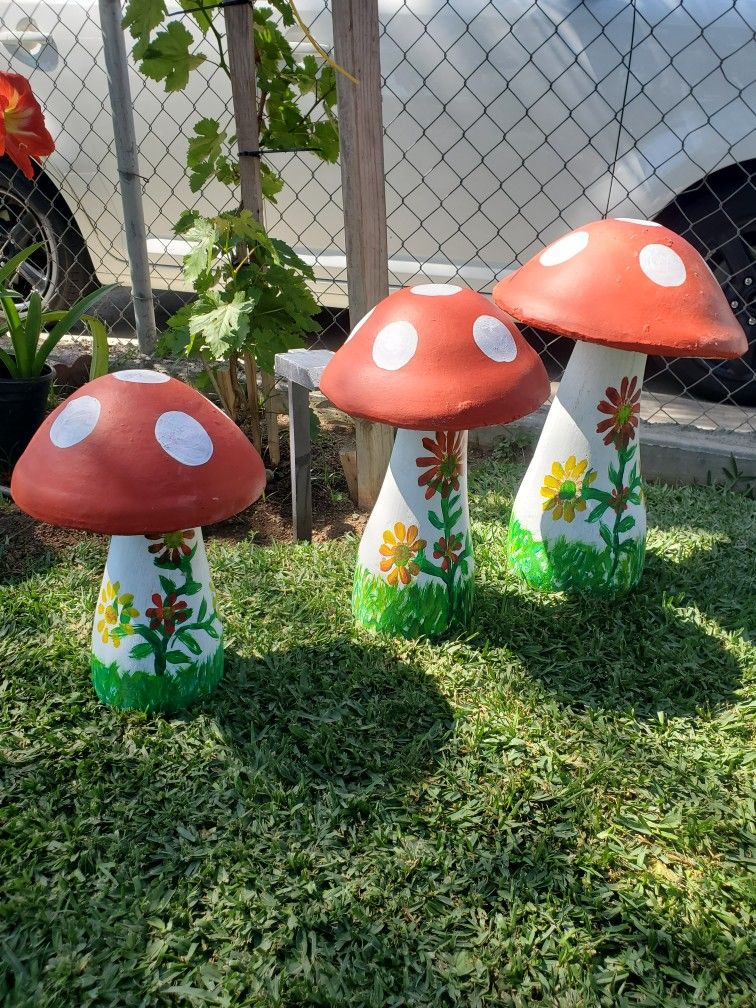 New 2ft Mushroom Decorations