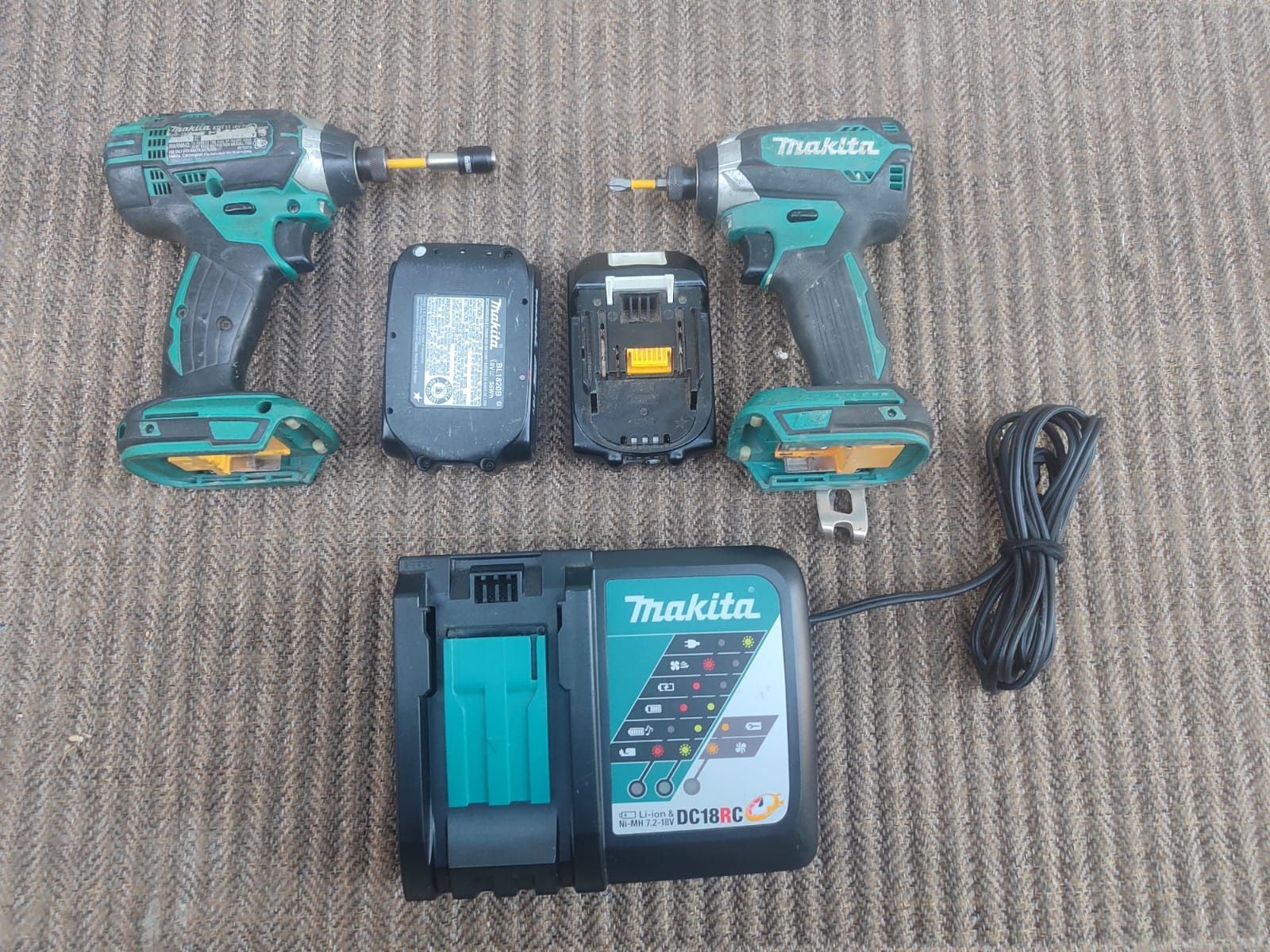 Makita Drill Baterías Y Cargador