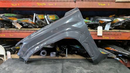 2024-2025-2026 TOYOTA TACOMA LEFT SIDE FENDER OEM USED #12282