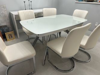 Dining Room Set-Like New $600 OBO Estate Sale July 3- July 4