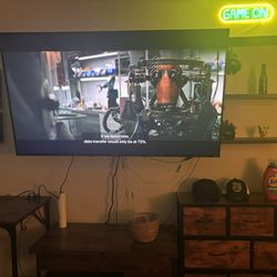 65 INCH ROKU TV