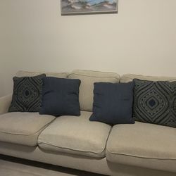 Sofa 