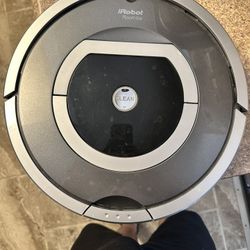 Roomba iRobot Floor Cleaner 