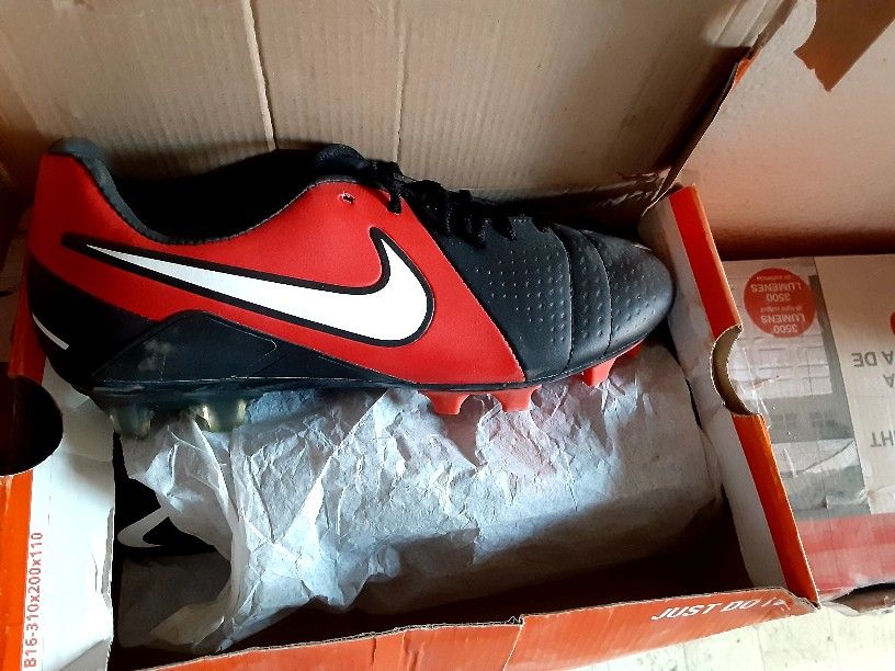 Soccer Shoes