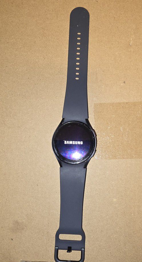 Renewed Samsung Galaxy Watch 5 40mm