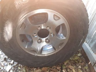 Nissan Exterra 6 lug rims and tires