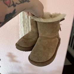 Used Kids Brown Uggs Size 11